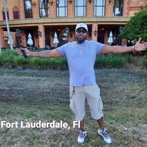 Meet your Posher, Kenny